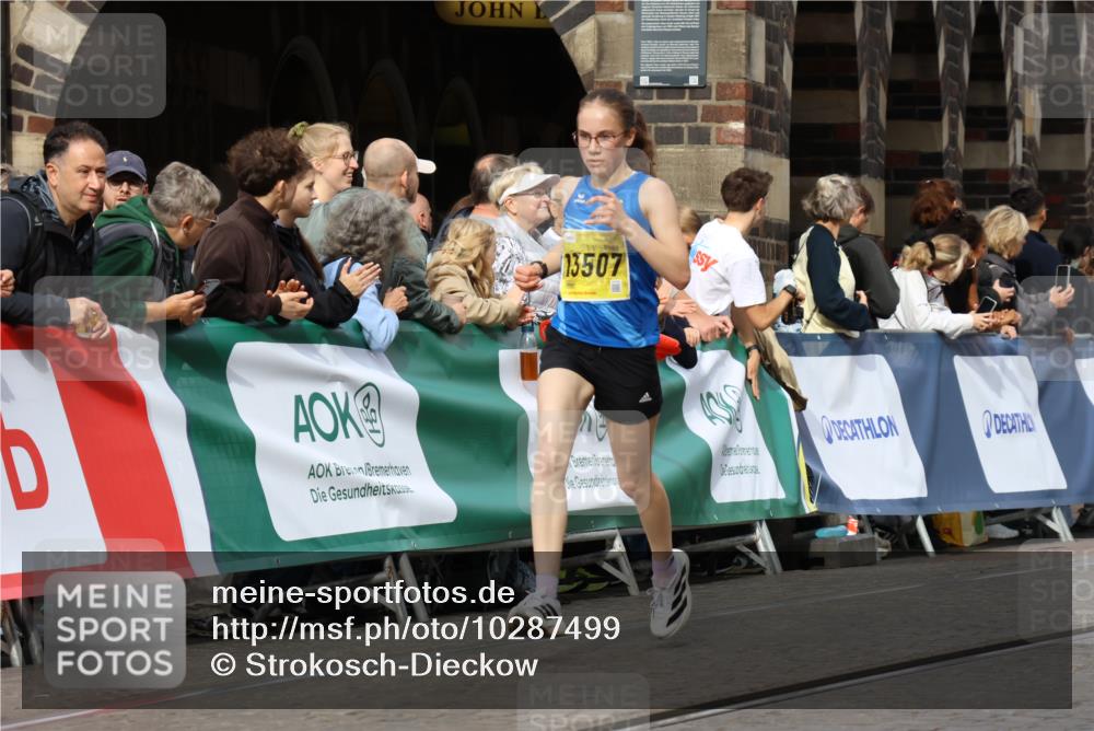 13.09.2026 - 21. swb-Marathon Bremen Strokosch-Dieckow http://msf.ph/oto/10287499 13.09.2026 10:38:38 Ziel 10302, 13553, 13559, 13636, 10926, 11127, 12370 meine-sportfotos.de