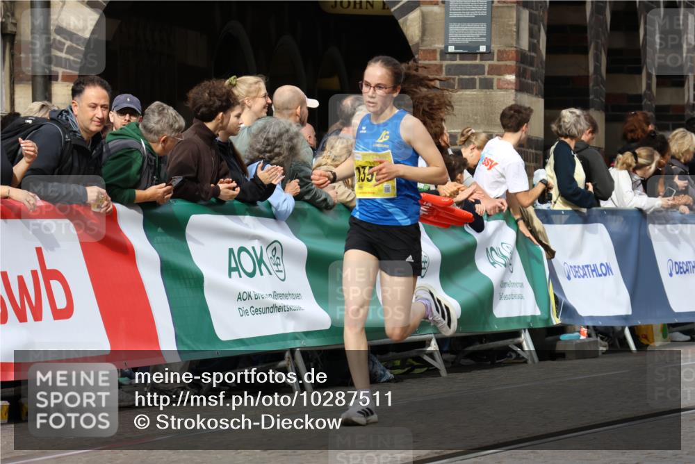 13.09.2026 - 21. swb-Marathon Bremen Strokosch-Dieckow http://msf.ph/oto/10287511 13.09.2026 10:38:38 Ziel 10302, 13553, 13559, 13636, 10926, 11127, 12370 meine-sportfotos.de