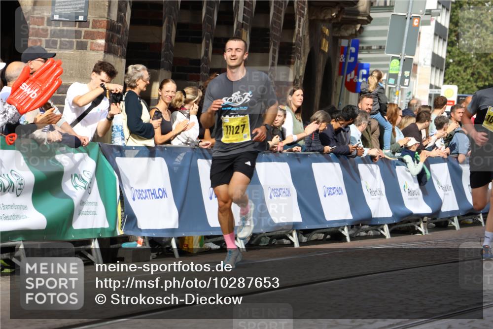 13.09.2026 - 21. swb-Marathon Bremen Strokosch-Dieckow http://msf.ph/oto/10287653 13.09.2026 10:38:59 Ziel 10441, 12370, 13507, 13539, 11454, 12003, 13641 meine-sportfotos.de