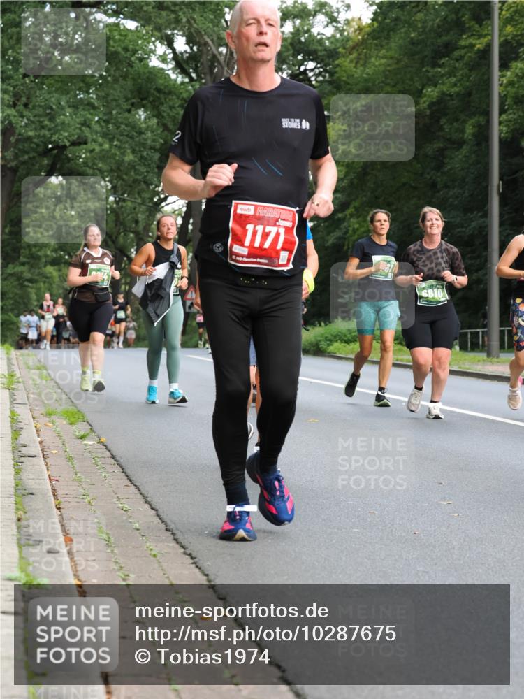 13.09.2026 - 21. swb-Marathon Bremen TobiasT http://msf.ph/oto/10287675 13.09.2026 12:22:30 Laufen 1171 meine-sportfotos.de