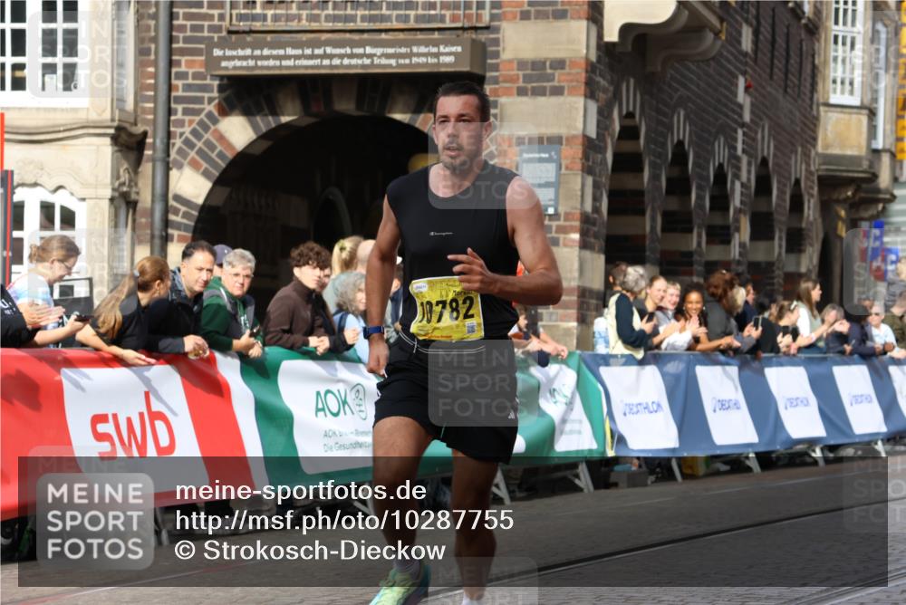 13.09.2026 - 21. swb-Marathon Bremen Strokosch-Dieckow http://msf.ph/oto/10287755 13.09.2026 10:39:11 Ziel 10782, 10926, 11127, 11338, 12370, 11227, 13556, 13641 meine-sportfotos.de