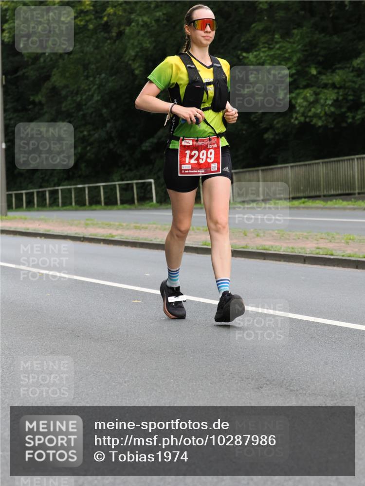 13.09.2026 - 21. swb-Marathon Bremen TobiasT http://msf.ph/oto/10287986 13.09.2026 12:23:45 Laufen 1299, 0182, 21 meine-sportfotos.de