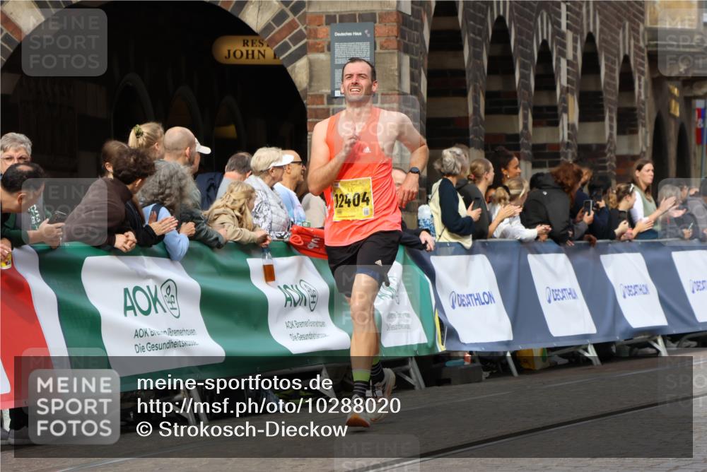 13.09.2026 - 21. swb-Marathon Bremen Strokosch-Dieckow http://msf.ph/oto/10288020 13.09.2026 10:39:41 Ziel 11227, 11713, 13556, 13641, 11198, 12144, 12339, 13519 meine-sportfotos.de