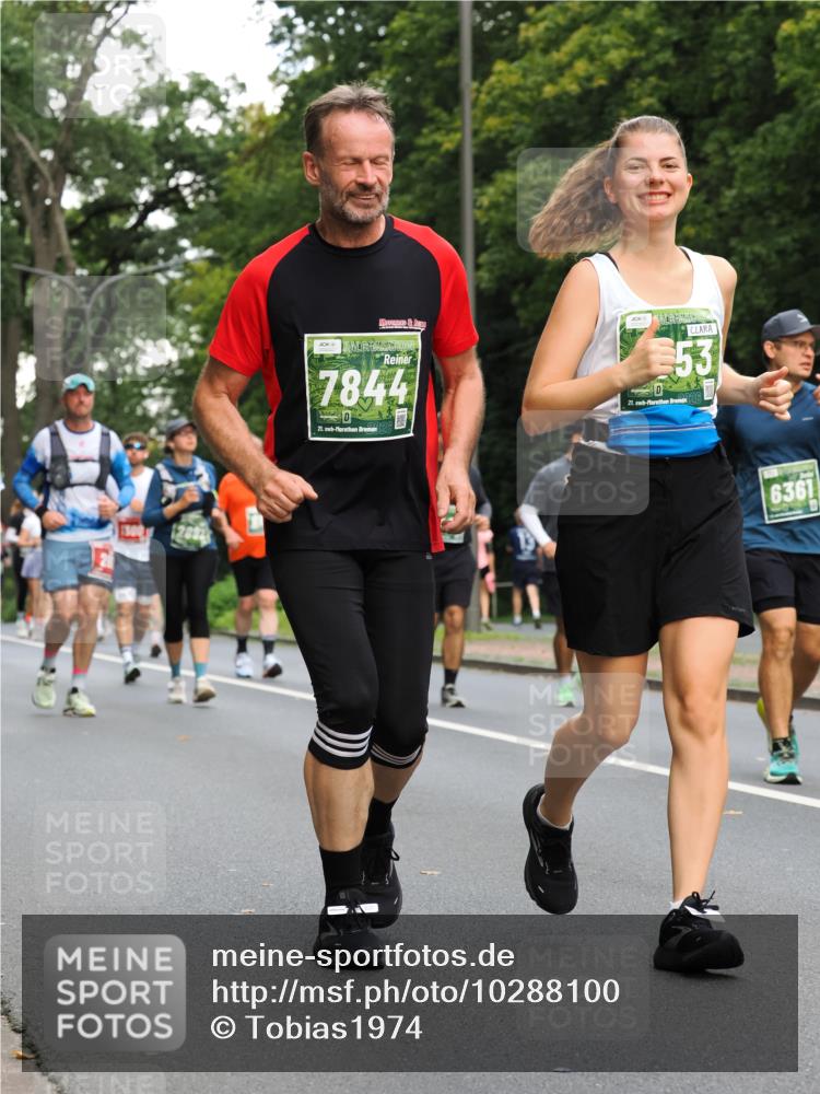 13.09.2026 - 21. swb-Marathon Bremen TobiasT http://msf.ph/oto/10288100 13.09.2026 12:24:04 Laufen 12812, 7844, 21, 40, 21, 26, 6361 meine-sportfotos.de