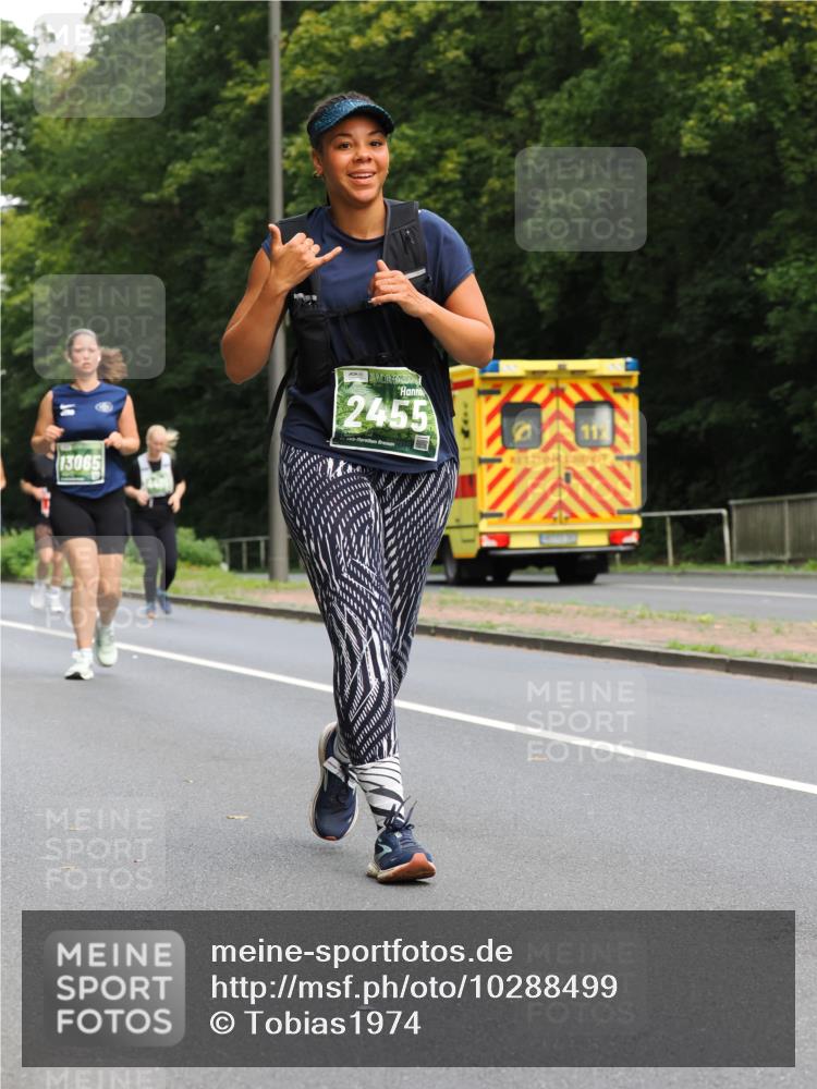 13.09.2026 - 21. swb-Marathon Bremen TobiasT http://msf.ph/oto/10288499 13.09.2026 12:24:53 Laufen 13065, 2455 meine-sportfotos.de