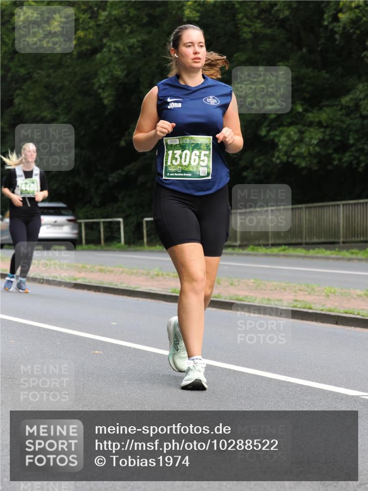 13.09.2026 - 21. swb-Marathon Bremen TobiasT http://msf.ph/oto/10288522 13.09.2026 12:24:57 Laufen 13065, 21, 26 meine-sportfotos.de