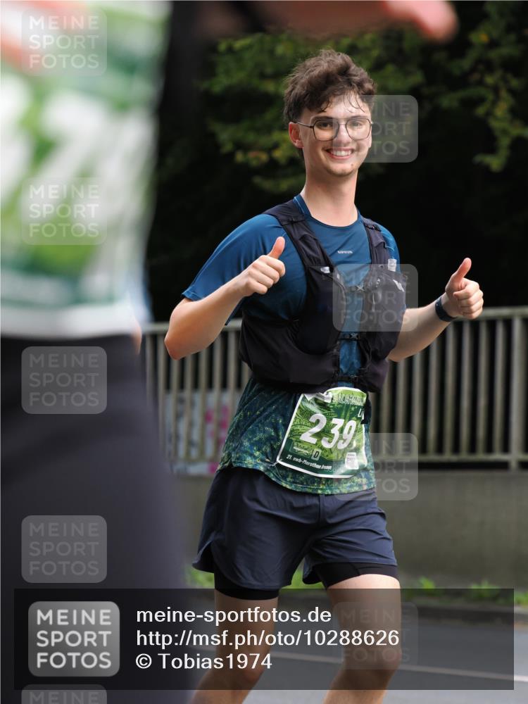 13.09.2026 - 21. swb-Marathon Bremen TobiasT http://msf.ph/oto/10288626 13.09.2026 12:25:15 Laufen 239, 21 meine-sportfotos.de
