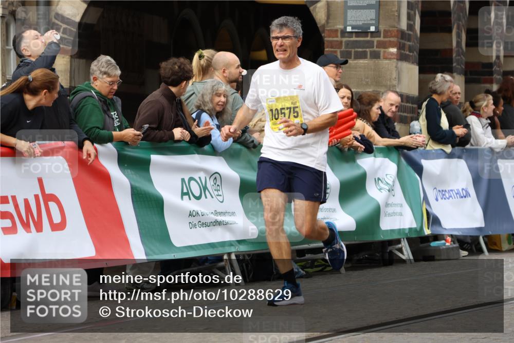 13.09.2026 - 21. swb-Marathon Bremen Strokosch-Dieckow http://msf.ph/oto/10288629 13.09.2026 10:40:55 Ziel 10520, 11373, 13563, 13566, 13616, 11201, 12209 meine-sportfotos.de