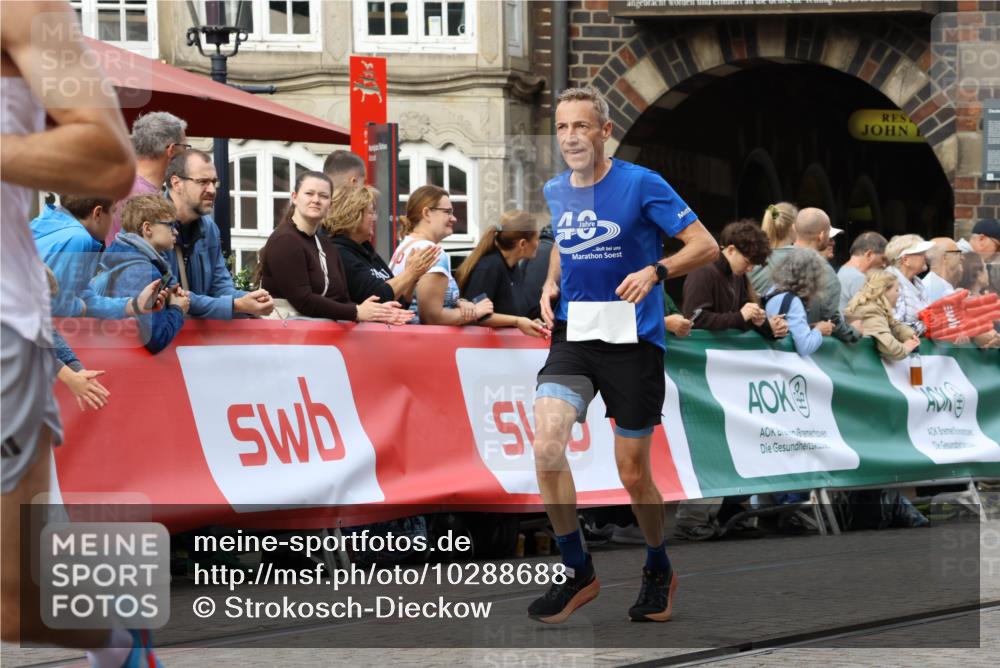 13.09.2026 - 21. swb-Marathon Bremen Strokosch-Dieckow http://msf.ph/oto/10288688 13.09.2026 10:41:03 Ziel 10520, 10575, 11903, 12477, 13563, 11077, 11201 meine-sportfotos.de