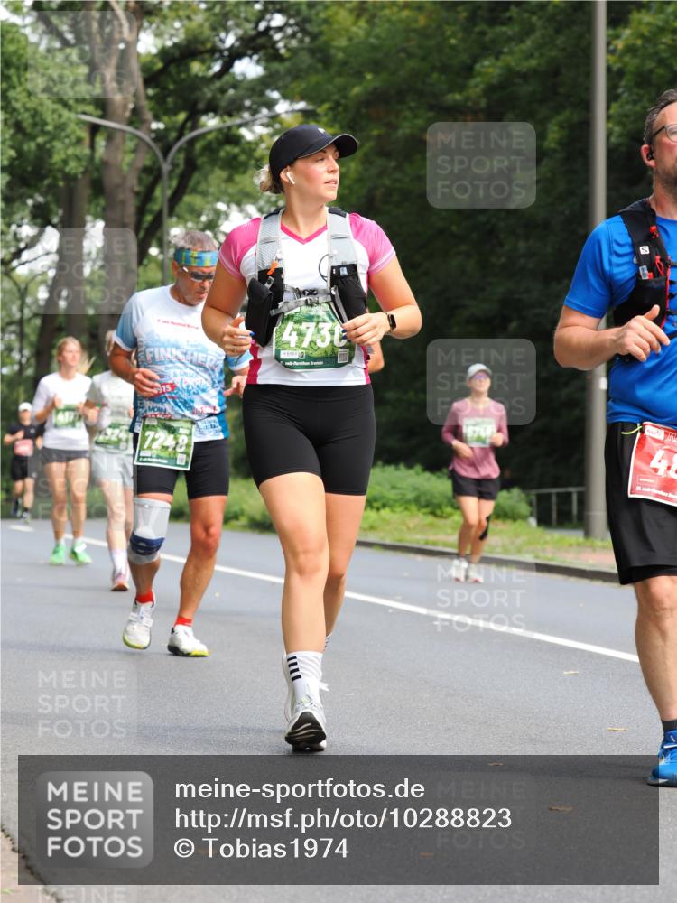 13.09.2026 - 21. swb-Marathon Bremen TobiasT http://msf.ph/oto/10288823 13.09.2026 12:26:15 Laufen 7248, 4731, 6561, 20 meine-sportfotos.de