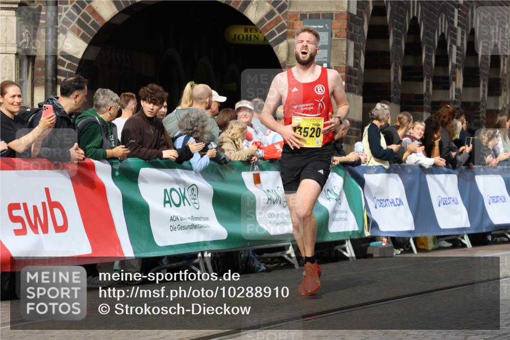 13.09.2026 - 21. swb-Marathon Bremen Strokosch-Dieckow http://msf.ph/oto/10288910 13.09.2026 10:41:33 Ziel 11077, 11201, 10341, 10972, 11426, 11527, 12246, 12455, 13586 meine-sportfotos.de
