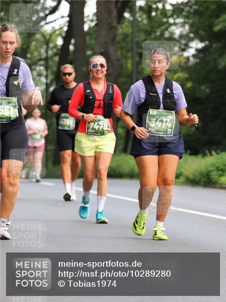 13.09.2026 - 21. swb-Marathon Bremen TobiasT http://msf.ph/oto/10289280 13.09.2026 12:27:57 Laufen 561, 3266, 7479, 3414, 6799, 21 meine-sportfotos.de