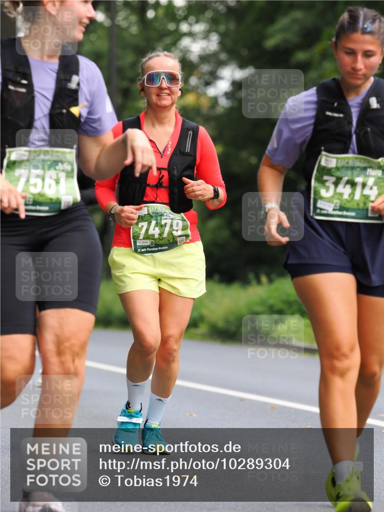 13.09.2026 - 21. swb-Marathon Bremen TobiasT http://msf.ph/oto/10289304 13.09.2026 12:27:59 Laufen 7561, 7479, 5696, 21, 26, 3414 meine-sportfotos.de