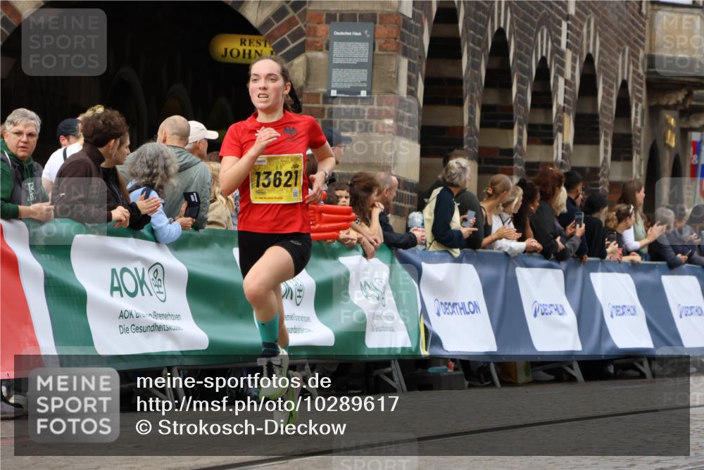 13.09.2026 - 21. swb-Marathon Bremen Strokosch-Dieckow http://msf.ph/oto/10289617 13.09.2026 10:42:11 Ziel 10341, 10972, 11426, 11527, 12246, 12468, 13586, 13621, 11375, 11630, 11895, 12395, 12525 meine-sportfotos.de