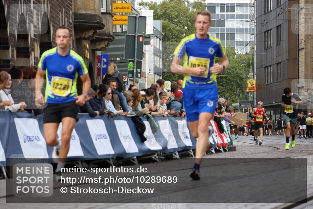 13.09.2026 - 21. swb-Marathon Bremen Strokosch-Dieckow http://msf.ph/oto/10289689 13.09.2026 10:42:47 Ziel 10358, 10632, 10775, 11375, 11630, 11779, 12395, 12525, 10235, 10336, 10988, 11442, 13580 meine-sportfotos.de
