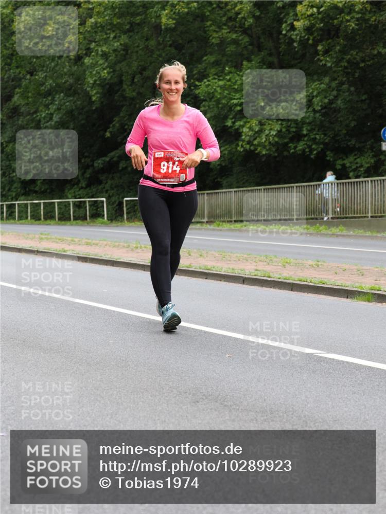 13.09.2026 - 21. swb-Marathon Bremen TobiasT http://msf.ph/oto/10289923 13.09.2026 12:29:41 Laufen 914 meine-sportfotos.de