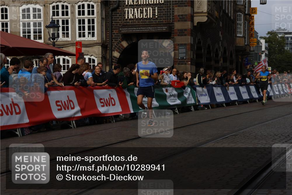 13.09.2026 - 21. swb-Marathon Bremen Strokosch-Dieckow http://msf.ph/oto/10289941 13.09.2026 10:44:38 Ziel 10956, 11108, 11148, 11438, 11644, 11758, 10266, 10628, 11692, 11704, 12302, 12425 meine-sportfotos.de