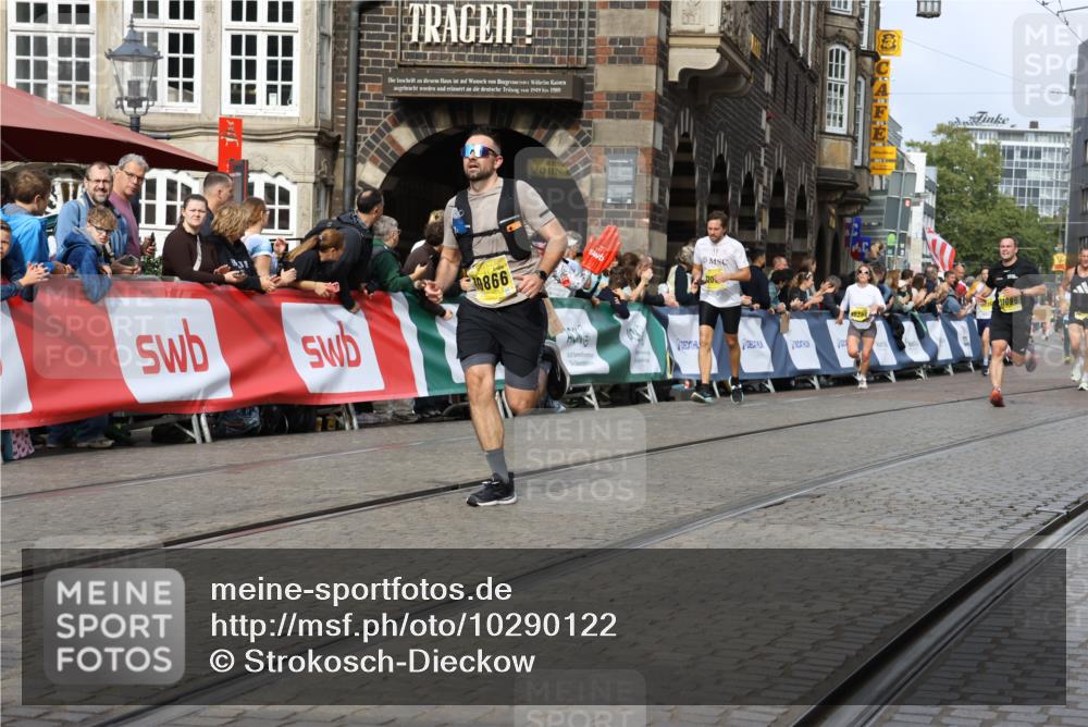 13.09.2026 - 21. swb-Marathon Bremen Strokosch-Dieckow http://msf.ph/oto/10290122 13.09.2026 10:45:25 Ziel 10096, 10143, 10214, 10735, 10866, 11020, 11396, 13591, 10318, 10352, 10536, 10541, 10583, 11063, 11088, 11209, 11232, 11749, 12290, 12355, 13532, 13628 meine-sportfotos.de