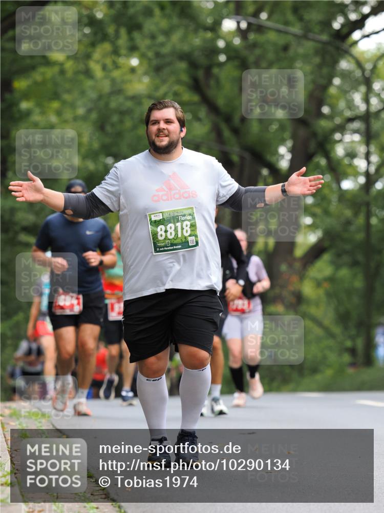 13.09.2026 - 21. swb-Marathon Bremen TobiasT http://msf.ph/oto/10290134 13.09.2026 12:30:17 Laufen 8818, 21 meine-sportfotos.de