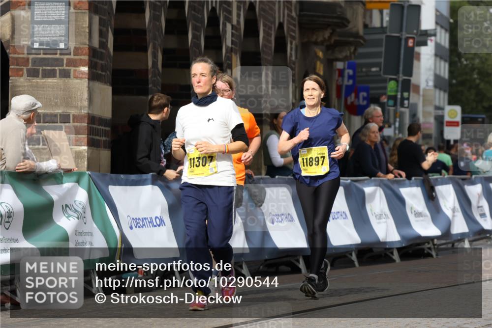13.09.2026 - 21. swb-Marathon Bremen Strokosch-Dieckow http://msf.ph/oto/10290544 13.09.2026 11:15:54 Ziel 10572, 11504, 12137, 10474, 10665, 11217, 11549, 11613, 11768, 12046, 12306 meine-sportfotos.de