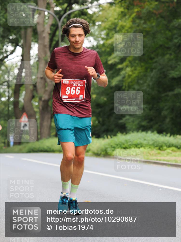 13.09.2026 - 21. swb-Marathon Bremen TobiasT http://msf.ph/oto/10290687 13.09.2026 12:31:59 Laufen 866, 0776, 21, 26 meine-sportfotos.de