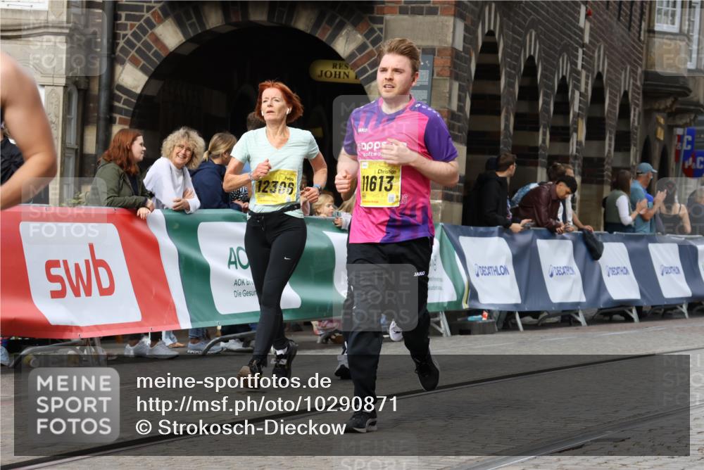 13.09.2026 - 21. swb-Marathon Bremen Strokosch-Dieckow http://msf.ph/oto/10290871 13.09.2026 11:16:09 Ziel 10474, 10572, 10900, 11217, 11307, 11549, 11778, 11897, 11940, 12046, 12137, 10242, 11026, 11081, 11139, 11181, 11200, 11264, 11385, 11448, 11573, 12057, 12151, 12539, 13508 meine-sportfotos.de