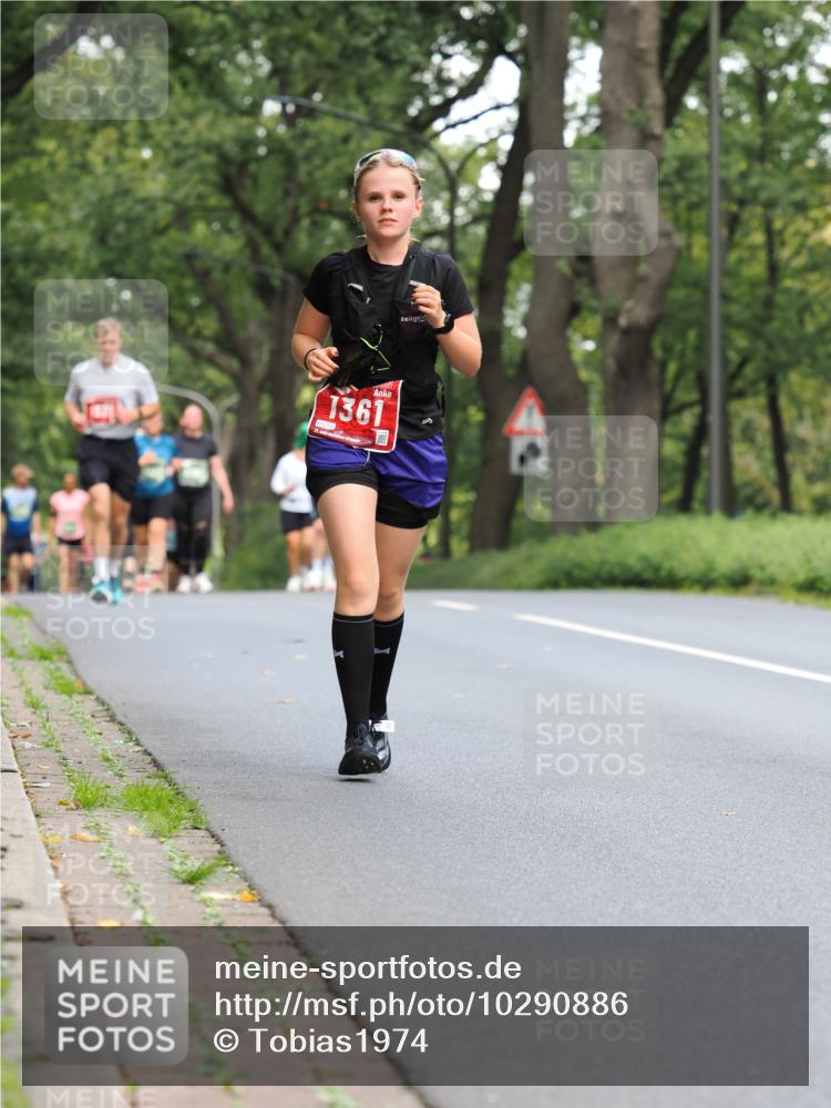 13.09.2026 - 21. swb-Marathon Bremen TobiasT http://msf.ph/oto/10290886 13.09.2026 12:32:43 Laufen 1361 meine-sportfotos.de