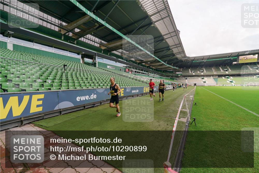 13.09.2026 - 21. swb-Marathon Bremen Michael Burmester http://msf.ph/oto/10290899 13.09.2026 10:21:30 Laufen im Stadion 10244, 10261, 10262, 10302, 10818, 10961, 10994, 11067, 11068, 11083, 11142, 11176, 11418, 11512, 11619, 11738, 11854, 11916, 11944, 11964, 12289, 12324, 12358, 12413, 12456, 12513, 12520, 12540, 13505, 13514, 13535, 13540, 13548, 13551, 13558, 13559, 13568, 13575, 13583, 13587, 13588, 13590, 13601, 13605, 13606, 13608, 13619, 13633, 13636, 13637, 12457, 12458, 13504, 13510, 13522, 13533, 13534, 13536, 13542, 13543, 13554, 13561, 13564, 13569, 13579 meine-sportfotos.de