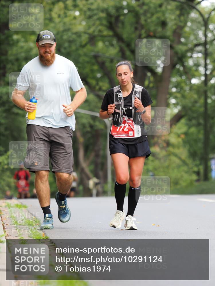 13.09.2026 - 21. swb-Marathon Bremen TobiasT http://msf.ph/oto/10291124 13.09.2026 12:33:36 Laufen 304, 772, 26 meine-sportfotos.de