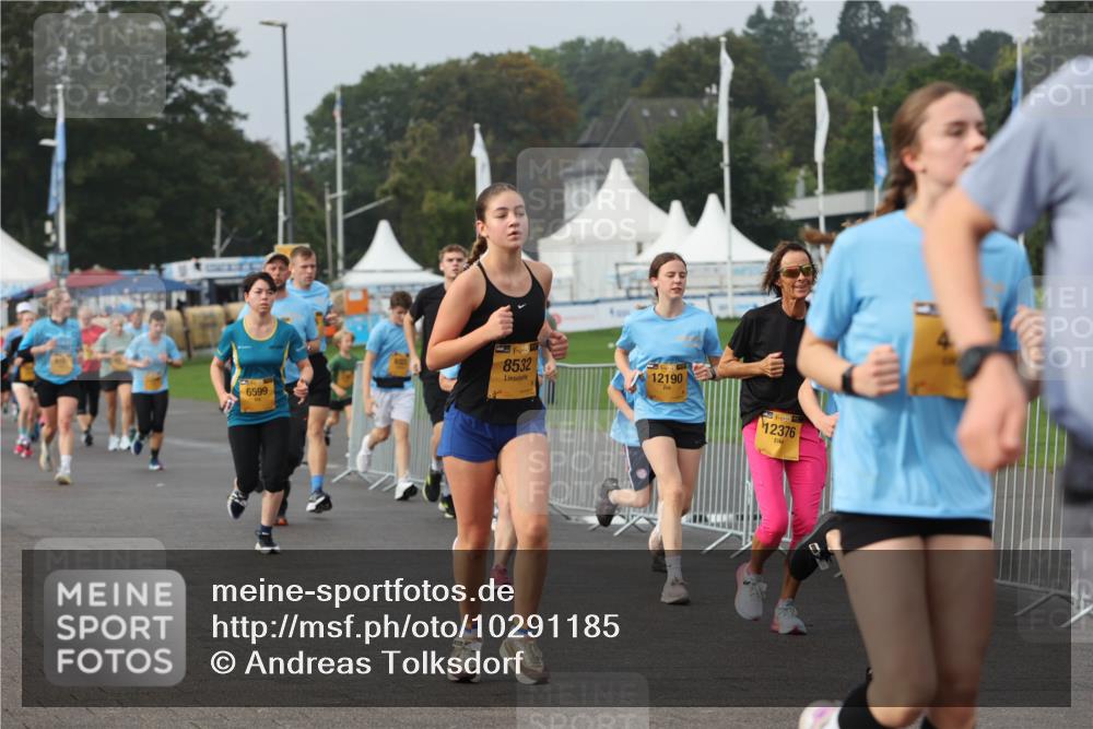 13.09.2026 - Kiel Lauf Andreas Tolksdorf http://msf.ph/oto/10291185 13.09.2026 09:25:12 Kiellinie 8532, 6599, 12190, 39, 12376 meine-sportfotos.de