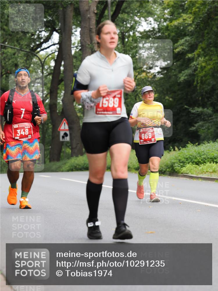 13.09.2026 - 21. swb-Marathon Bremen TobiasT http://msf.ph/oto/10291235 13.09.2026 12:34:13 Laufen 348, 1589, 669 meine-sportfotos.de
