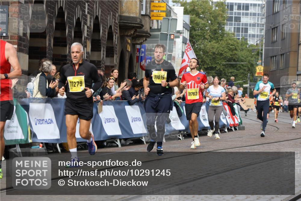 13.09.2026 - 21. swb-Marathon Bremen Strokosch-Dieckow http://msf.ph/oto/10291245 13.09.2026 10:45:54 Ziel 10318, 10352, 10464, 10536, 10541, 10583, 10987, 11063, 11088, 11209, 11232, 11478, 11559, 11749, 11835, 11845, 12087, 12290, 12355, 12534, 13532, 13628, 10447, 10992, 11956, 12556, 12557, 13529, 13612 meine-sportfotos.de
