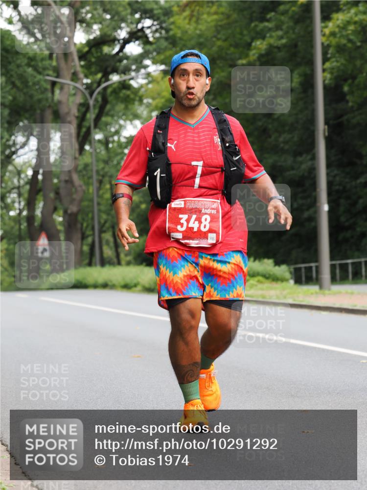 13.09.2026 - 21. swb-Marathon Bremen TobiasT http://msf.ph/oto/10291292 13.09.2026 12:34:18 Laufen 000, 348, 26 meine-sportfotos.de