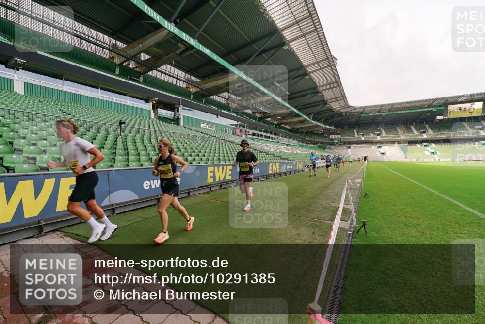 13.09.2026 - 21. swb-Marathon Bremen Michael Burmester http://msf.ph/oto/10291385 13.09.2026 10:24:51 Laufen im Stadion 10143, 10235, 10312, 10328, 10336, 10337, 10341, 10346, 10358, 10456, 10520, 10592, 10593, 10618, 10632, 10775, 10782, 10816, 10861, 10972, 10988, 11020, 11042, 11108, 11143, 11201, 11265, 11312, 11373, 11375, 11426, 11442, 11447, 11468, 11527, 11607, 11614, 11615, 11628, 11630, 11632, 11704, 11758, 11779, 11826, 11895, 11903, 11948, 12144, 12246, 12281, 12404, 12406, 12442, 12468, 12469, 12477, 12525, 13520, 13566, 13580, 13585, 13586, 10261 meine-sportfotos.de