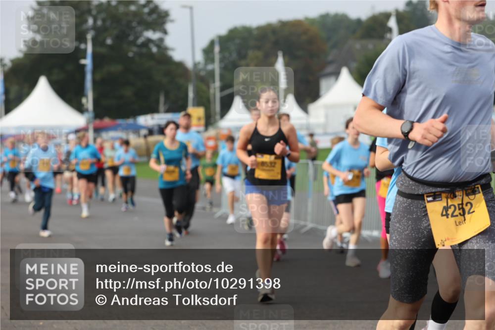 13.09.2026 - Kiel Lauf Andreas Tolksdorf http://msf.ph/oto/10291398 13.09.2026 09:25:11 Kiellinie 1532, 4252 meine-sportfotos.de