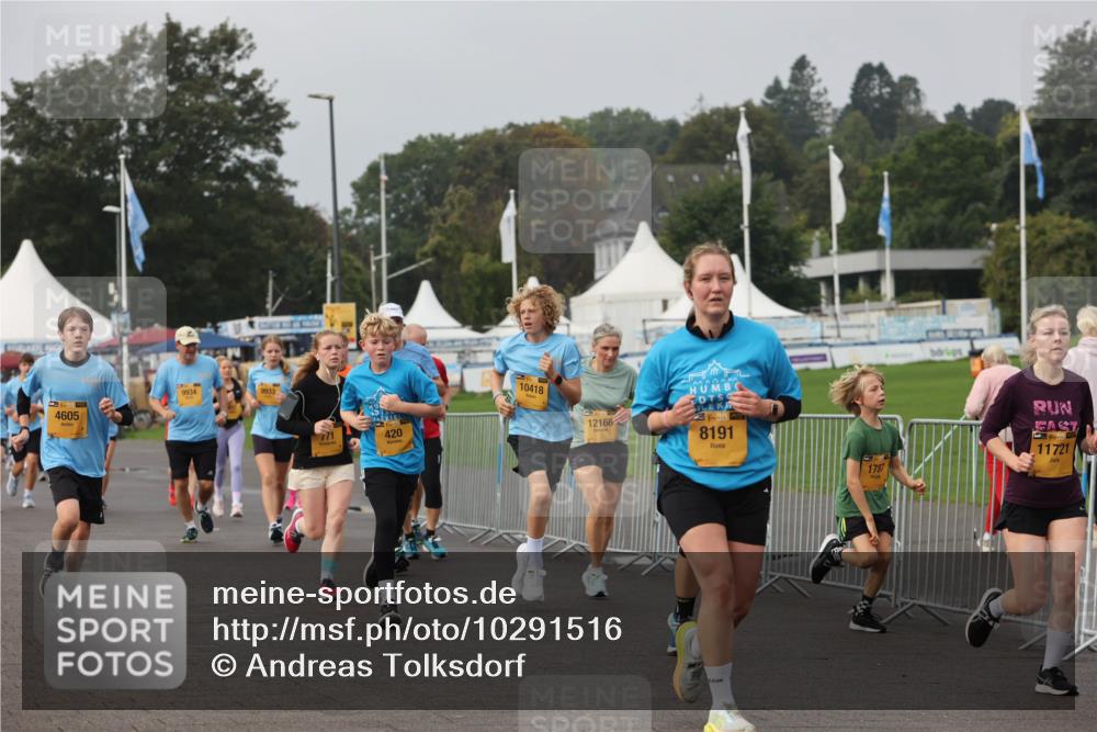 13.09.2026 - Kiel Lauf Andreas Tolksdorf http://msf.ph/oto/10291516 13.09.2026 09:25:19 Kiellinie 4605, 9934, 771, 420, 10418, 12166, 24, 39, 8191, 1787, 11721 meine-sportfotos.de