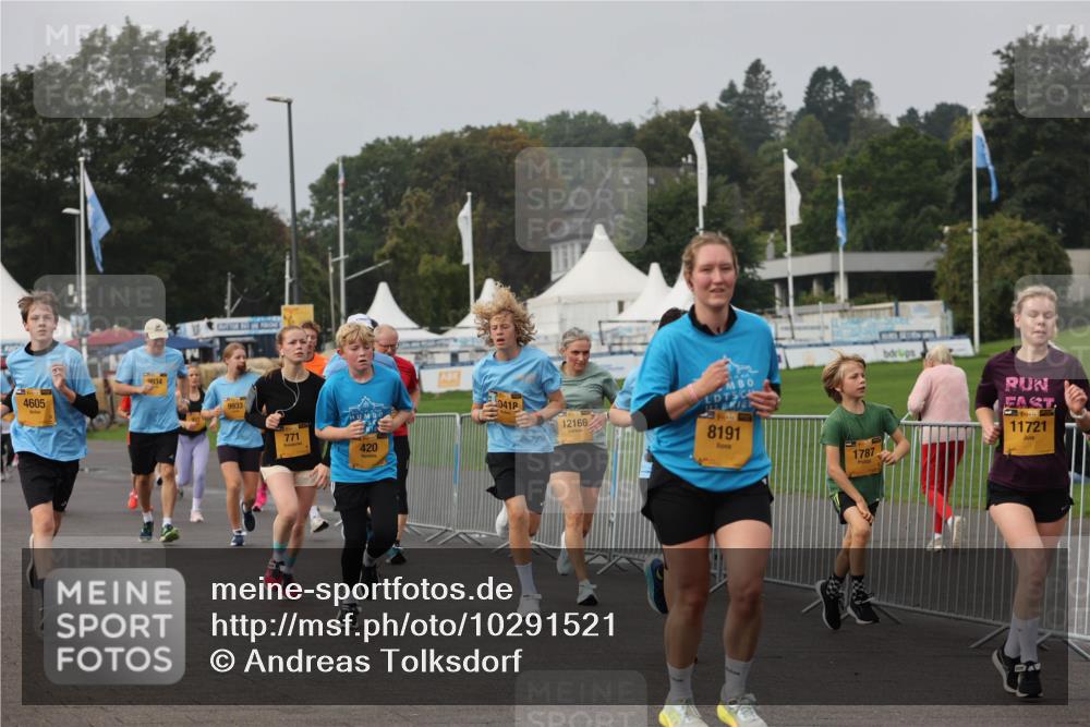 13.09.2026 - Kiel Lauf Andreas Tolksdorf http://msf.ph/oto/10291521 13.09.2026 09:25:19 Kiellinie 4605, 9934, 9933, 771, 420, 0418, 12166, 8191, 1787, 11721 meine-sportfotos.de