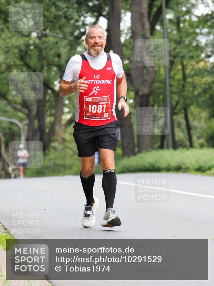 13.09.2026 - 21. swb-Marathon Bremen TobiasT http://msf.ph/oto/10291529 13.09.2026 12:35:37 Laufen 1081, 21, 20 meine-sportfotos.de