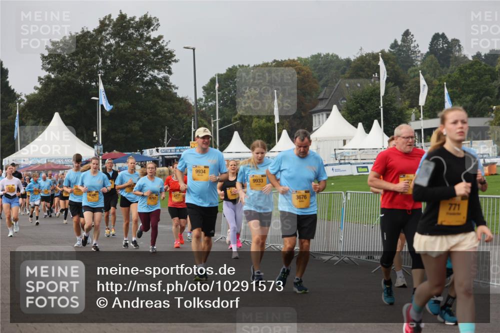 13.09.2026 - Kiel Lauf Andreas Tolksdorf http://msf.ph/oto/10291573 13.09.2026 09:25:22 Kiellinie 3138, 6797, 2437, 9934, 9933, 3676, 771 meine-sportfotos.de