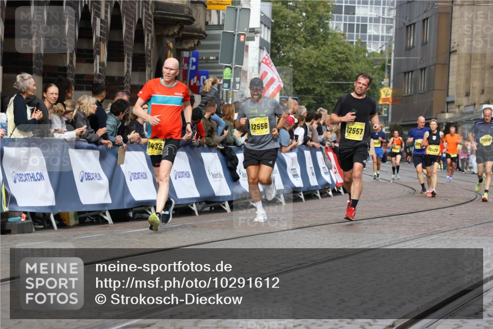 13.09.2026 - 21. swb-Marathon Bremen Strokosch-Dieckow http://msf.ph/oto/10291612 13.09.2026 10:46:02 Ziel 10464, 10541, 10583, 10987, 11015, 11063, 11279, 11559, 11762, 11845, 12033, 12069, 12087, 12290, 12355, 13532, 13595, 13628, 10447, 10992, 11706, 11925, 11926, 13529, 13609, 13640 meine-sportfotos.de