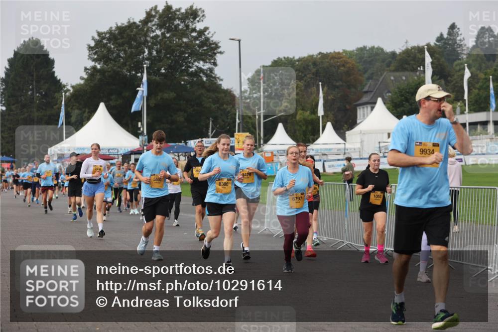 13.09.2026 - Kiel Lauf Andreas Tolksdorf http://msf.ph/oto/10291614 13.09.2026 09:25:25 Kiellinie 3138, 5530, 260, 8300, 6797, 1053, 9934 meine-sportfotos.de