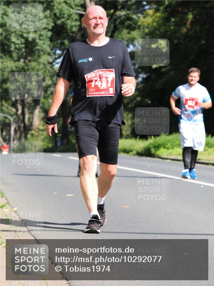 13.09.2026 - 21. swb-Marathon Bremen TobiasT http://msf.ph/oto/10292077 13.09.2026 12:44:46 Laufen 1481, 21, 2026 meine-sportfotos.de