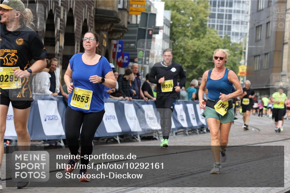13.09.2026 - 21. swb-Marathon Bremen Strokosch-Dieckow http://msf.ph/oto/10292161 13.09.2026 11:17:07 Ziel 10679, 11456, 11867, 12089, 12158, 10773, 10779, 11495, 11672, 12101 meine-sportfotos.de