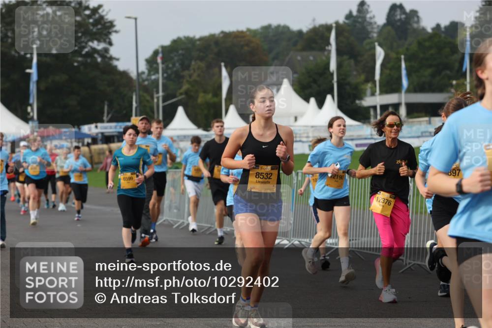 13.09.2026 - Kiel Lauf Andreas Tolksdorf http://msf.ph/oto/10292402 13.09.2026 09:25:12 Kiellinie 4, 38, 8532, 6599, 10, 2190, 12376, 897 meine-sportfotos.de
