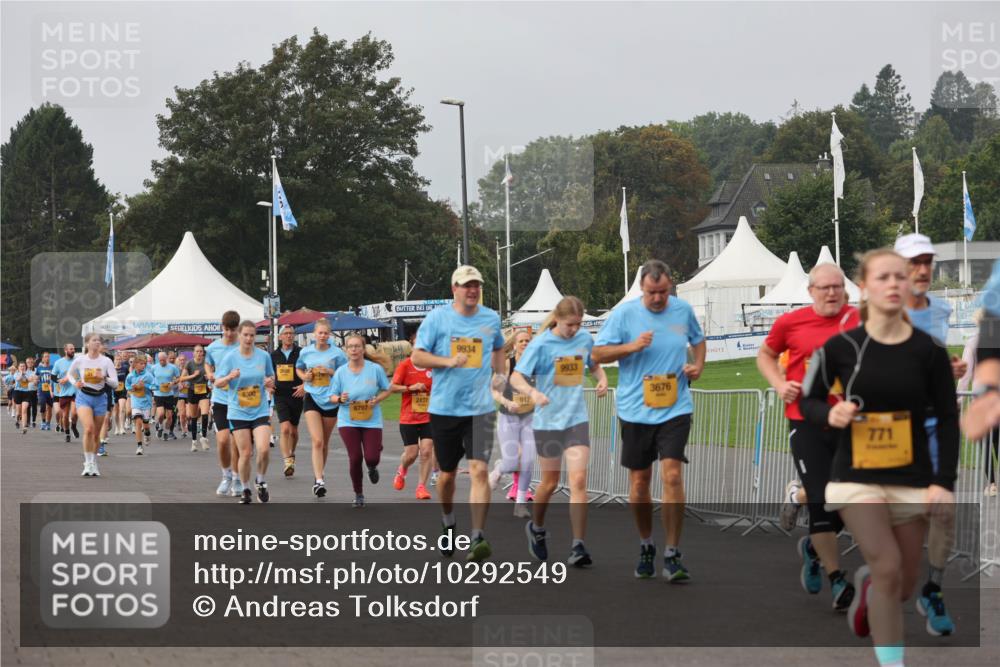13.09.2026 - Kiel Lauf Andreas Tolksdorf http://msf.ph/oto/10292549 13.09.2026 09:25:22 Kiellinie 9934, 2437, 912, 6797, 9933, 3676, 771 meine-sportfotos.de