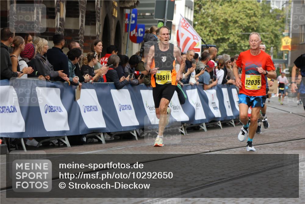 13.09.2026 - 21. swb-Marathon Bremen Strokosch-Dieckow http://msf.ph/oto/10292650 13.09.2026 10:46:40 Ziel 10228, 11287, 11356, 11706, 11925, 11926, 13609, 13640, 10445, 10504, 11661, 12364, 12375 meine-sportfotos.de