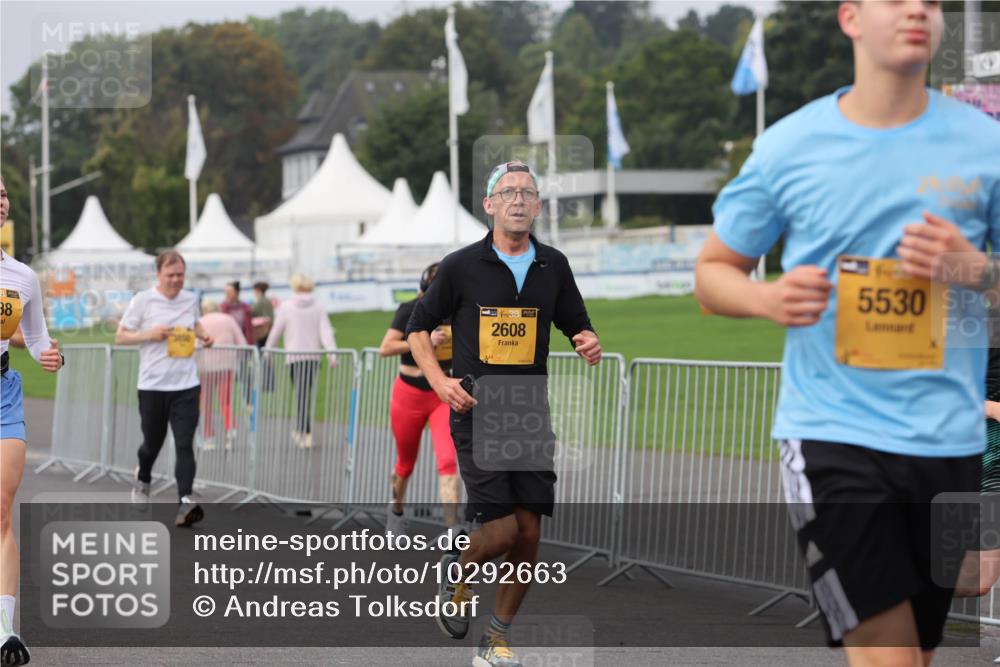 13.09.2026 - Kiel Lauf Andreas Tolksdorf http://msf.ph/oto/10292663 13.09.2026 09:25:29 Kiellinie 38, 38, 2608, 5530 meine-sportfotos.de