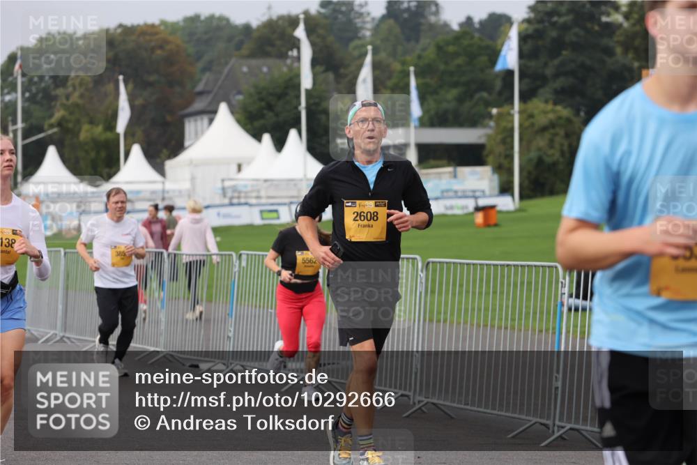 13.09.2026 - Kiel Lauf Andreas Tolksdorf http://msf.ph/oto/10292666 13.09.2026 09:25:30 Kiellinie 38, 138, 385, 5562, 2608 meine-sportfotos.de