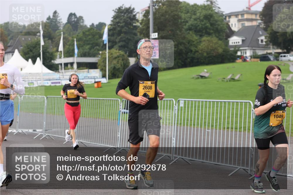 13.09.2026 - Kiel Lauf Andreas Tolksdorf http://msf.ph/oto/10292678 13.09.2026 09:25:31 Kiellinie 556, 38, 2608, 38, 1049 meine-sportfotos.de