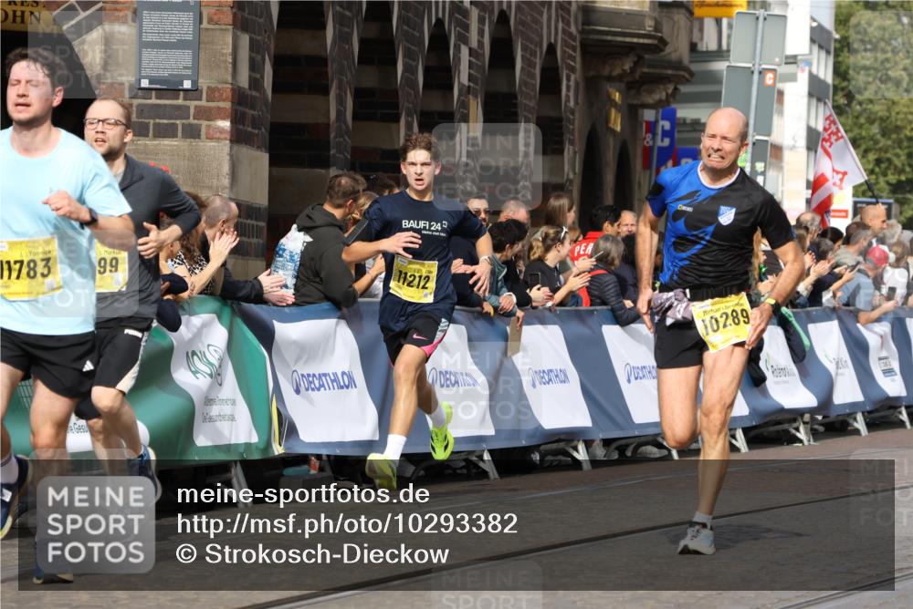 13.09.2026 - 21. swb-Marathon Bremen Strokosch-Dieckow http://msf.ph/oto/10293382 13.09.2026 10:47:06 Ziel 10445, 10504, 10590, 11155, 11661, 12364, 12375, 10319, 10744, 10898, 11187, 11269, 11462, 11650, 11651, 11814, 12048, 12298, 12415, 12470, 13528, 13545, 13589 meine-sportfotos.de